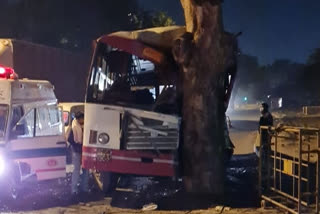 horrific road accident on mathura road in delhi