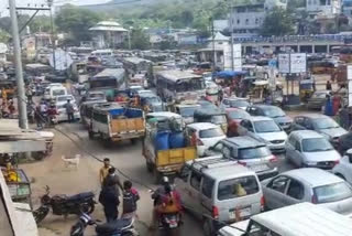traffic in simhachalam temple vizag district