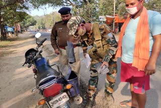 vehicle-checking-campaign-being-run-in-simdega