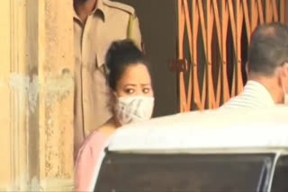 After arrest by NCB, Bharti, her husband taken to Mumbai hospital for medical examination