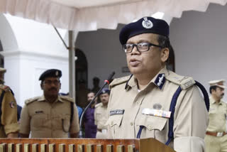 Police Act amendment  SOP to implement Police Act amendment  DGP Loknath Behra  Kerala Police  Kerala Government  കേരള സർക്കാർ  പൊലീസ് ആക്‌ട് ഭേദഗതി നടപ്പാക്കുന്നതിന് എസ്ഒപി  പൊലീസ് ആക്‌ട് ഭേദഗതി  ഡിജിപി ലോക്‌നാഥ് ബഹ്റ  കേരള പൊലീസ്