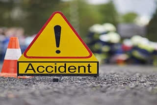 Rajasthan's Ajmer  car rams into stationary tanker in Rajasthan  ജയ്പൂര്‍ അഹമ്മദാബാദ് ഹൈവേ  വാഹനാപകടം  അജ്മീര്‍ അപകടം  കാറും ടാങ്കറും കൂട്ടിയിടിച്ചു