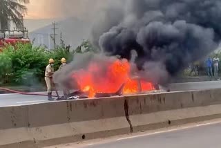 fire-in-a-jaguar-car-near-nelamangala