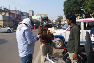 police cut challan for not wearing mask in gohana