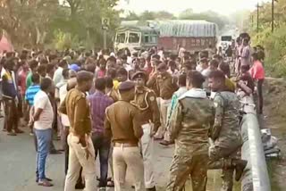 one child died in road accident in dhanbad