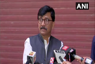 'Bring PoK first  will go to Karachi later': Sanjay Raut slams Fadnavis' Akhand Bharat remark  ആദ്യം പാക് അധിനിവേശ കശ്മീർ, പിന്നീട് കറാച്ചി  ആദ്യം പാക് അധിനിവേശ കശ്മീർ  ഫഡ്നാവിസിനെതിരെ സഞ്ജയ് റാവത്ത്  മഹാരാഷ്ട്ര മുൻ മുഖ്യമന്ത്രി ദേവേന്ദ്ര ഫഡ്‌നാവിസ്