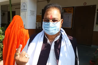 ब्रह्मदेव कुमावत ने किया मतदान, Brahmadev Kumawat voted