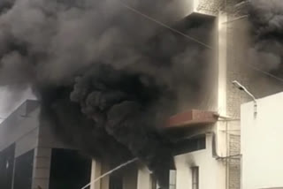 Fire at a chemical factory in Ghaziabad