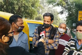 Auto drivers are also taking precautions after Corona's deteriorating condition in Delhi