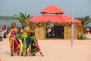 Tungabhadra puskaralu in kurnool district