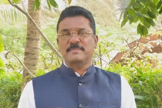 Maharashtra: Enforcement Directorate officials conducted raids on residences and  offices of Shivsena MLA pratap Sarnaik