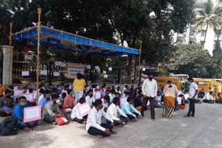 KPSC candidates protest against Karnataka state government