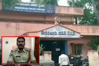 Police raided a poker site and arrested 25 people in nellore district