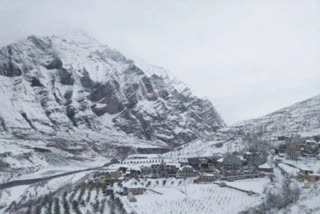 manali-leh highway closed due to snowfall