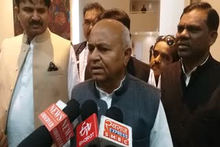 Minister Pradyuman Singh in support of Govind Singh