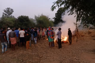 Two children scorched in straw fire in Giridih