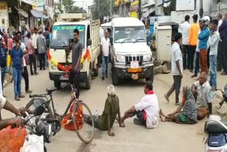 Vendors protested the corporation's repeated attacks in Berhampur