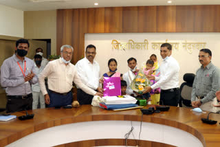 Anganwadi worker felicitated by Collector