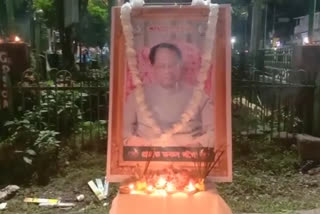 as_bar_tribute_to_tarun_gogoi_by_congress_img_as10038