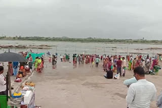 Nivar cyclone effect on the Tungabhadra Pushkars in kurnool