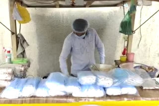 A young man in Vadodara has announced to provide free masks with tea and coffee