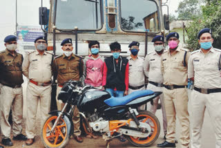 police arrested two accused for Truck and goods theft in durg