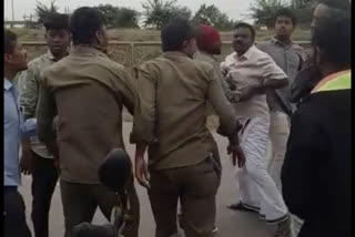 Assault on Bescom staff in Chitradurga