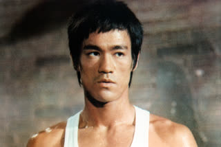Bruce Lee publicity portrait, 1972.