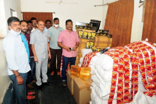 Task force police catched to banned gutka