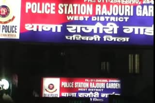 Rajouri Garden Police arrested the receiver who bought stolen mobile in delhi