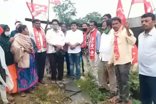 mlc-candidate-visits-danthalapally-demolished-houses