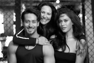 Tiger Shroff with mother and sister