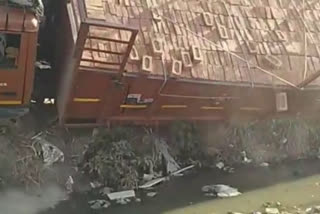 Truck loaded with bricks overturned in Uttar Pradesh's Ghaziabad