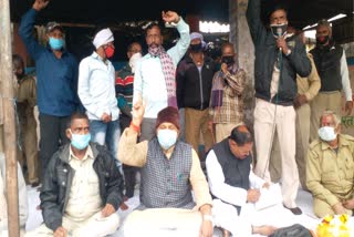 Chowkidar Committee strike in dhanbad