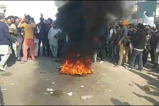 farmers protesting