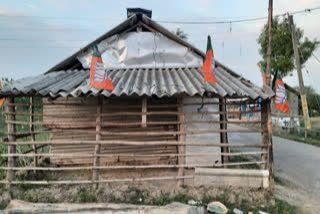 After the Trinamool Congress party office was vandalized, BJP flags were hoisted