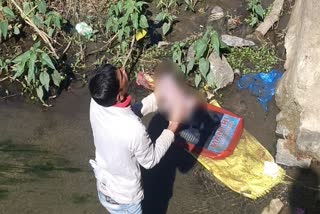 newborn-baby-dead-body-recovered-from-river-in-gumla