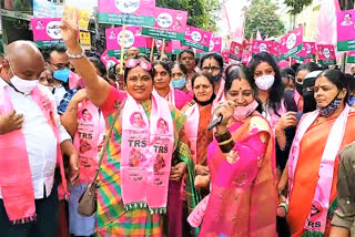 trs leaders rally to lb stadium