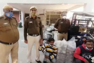 sarai rohilla police arrested two thief