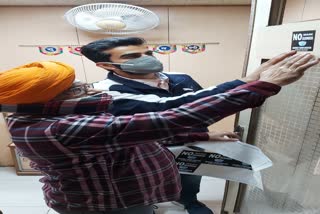 No Mask No Business Campaign in Sadar Bazar Market