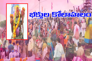 devotees congestion in thungabhadra pushkar ghats