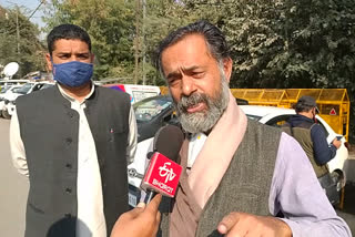 Farmer leader Yogendra Yadav arrives to meet farmers at Delhi's Singhu border