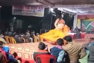 kanpur bar girls dance video