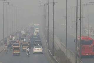 Lahore once again ranked world most polluted city  world most polluted city  Lahore  ലോകത്തെ ഏറ്റവും മലിനീകരിക്കപ്പെട്ട നഗരമായി വീണ്ടും ലാഹോർ; ഡൽഹി രണ്ടാമത്  ലോകത്തെ ഏറ്റവും മലിനീകരിക്കപ്പെട്ട നഗരമായി വീണ്ടും ലാഹോർ  ഡൽഹി രണ്ടാമത്