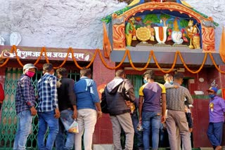 devotees gathered at simdega ramrekha dham