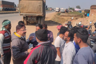farmers road widening work stopped in hazaribag