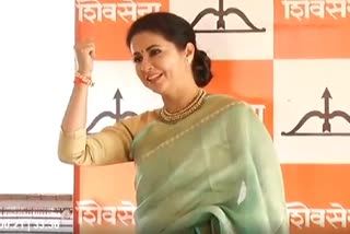 urmila matondkar enters in shivsena