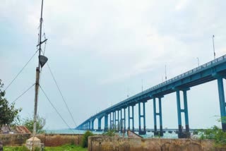 Purevi cyclone precautionary  Purevi cyclone  'Purevi' storm echo fishermen instructed to stay in the wedding hall  Ramanathapuram  பாம்பன் மீனவர்கள்  'புரெவி' புயல்  'புரெவி' புயல் முன்னெச்சரிக்கை