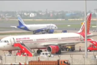 Puravi storm warning: 4 flights canceled in chennai airport