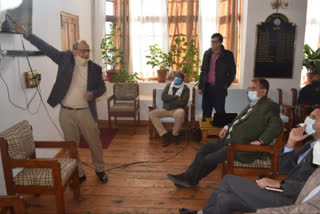 Smart city meeting in presence of Urban Development Minister Suresh Bhardwaj in shimla